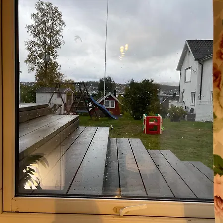 Romslig Hybel Leilighet Tromsø Eksteriør bilde
